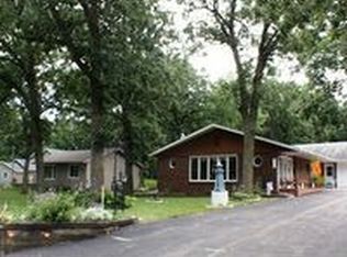 1911 Lakeside Ave, Milford, IA 51351
