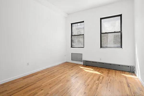 Rented by Douglas Elliman | media 14