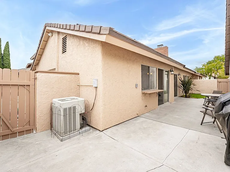 2162 Sweetbriar Rd — Photo 26