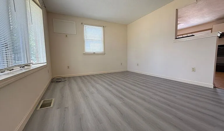 87 San Miguel St — Photo 7