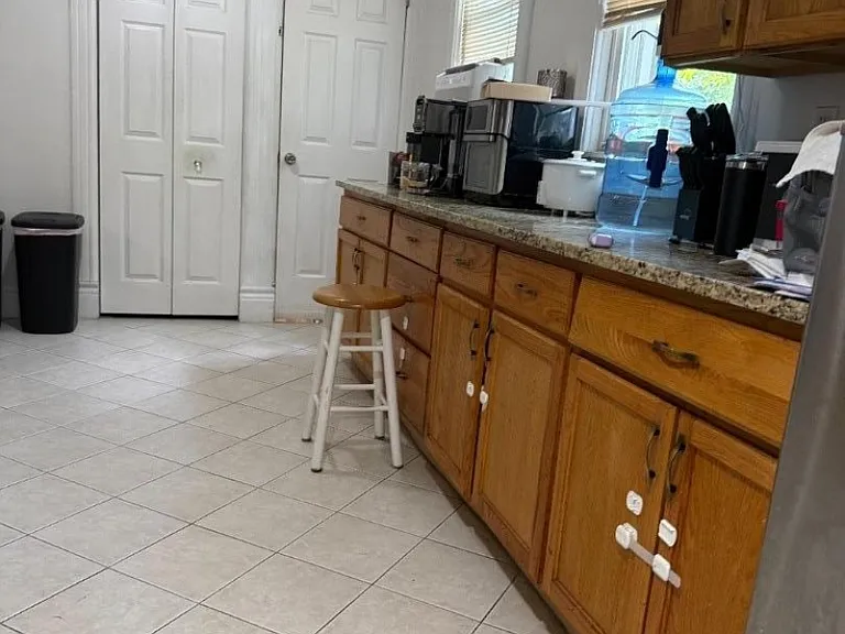 147 Phelps Ave #1 — Photo 6