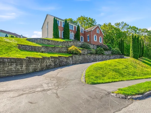 34 Hemingway St, Shrewsbury, MA 01545