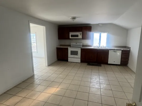 318 Route 125, Brentwood, NH 03833