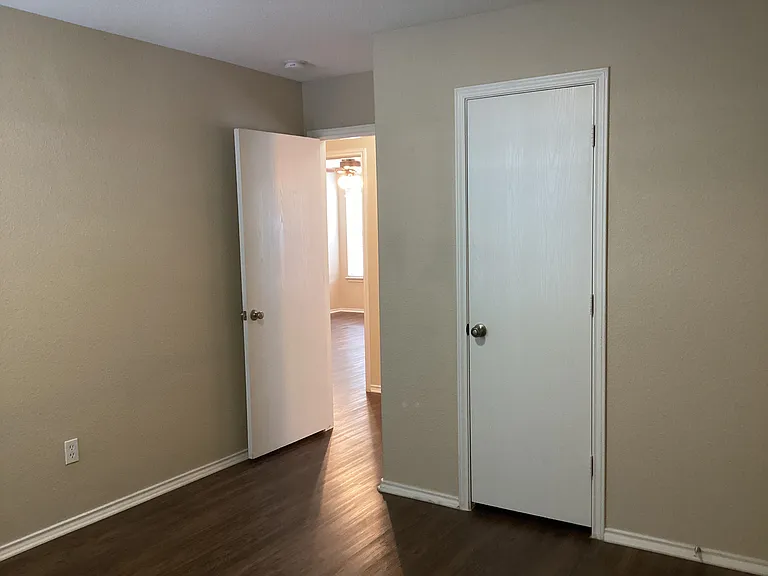113 Hays Forest Cv — Photo 21