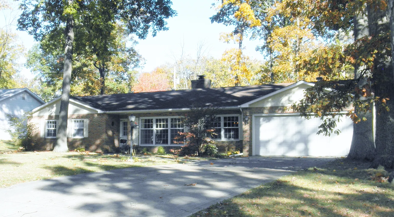 4205 Philip Way photo 1