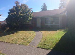 3406 W Viewmont Way W, Seattle, WA 98199