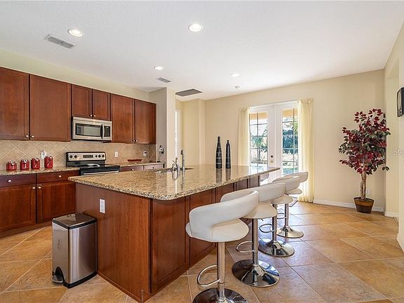4th image of 3964 Marietta Way
