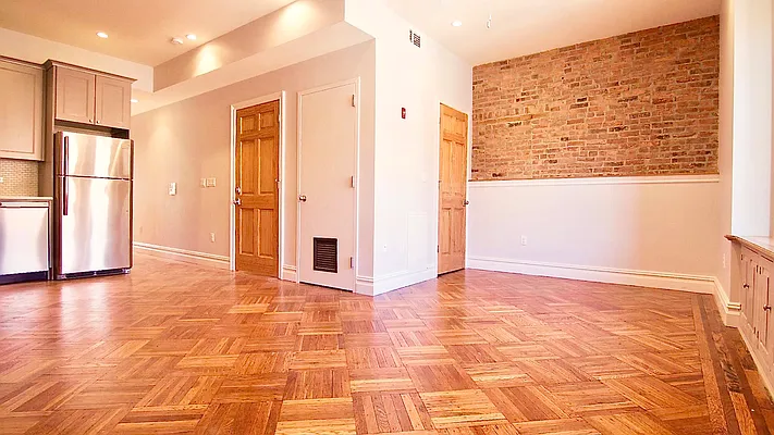 Rented by Nooklyn NYC LLC | media 28