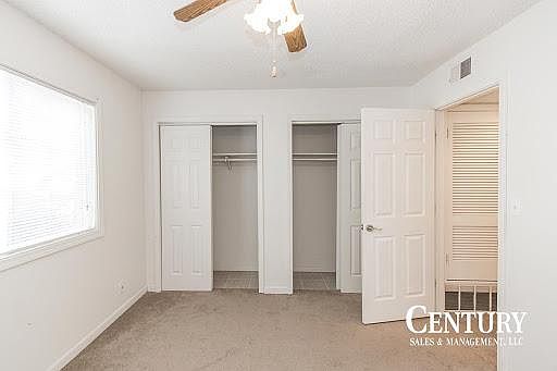 4th image of 922 C St #1