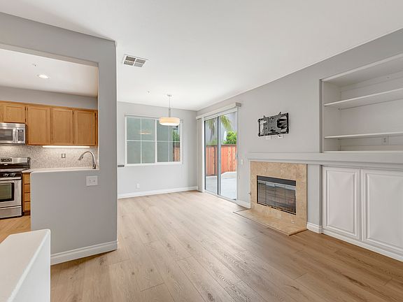 4th image of 20 Trofello Ln
