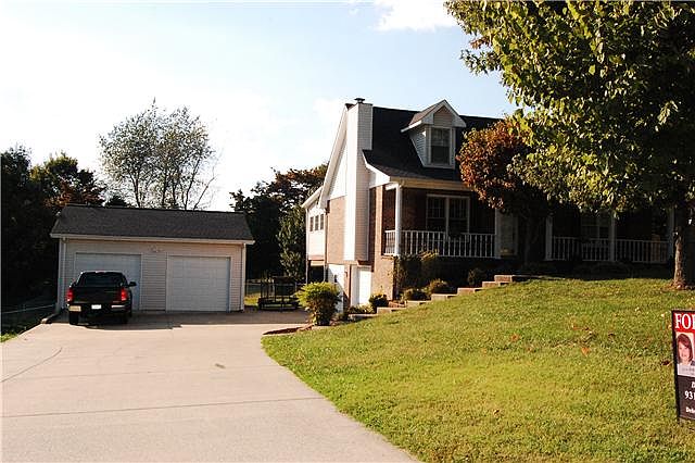 1st image of 2129 Watertown Pl