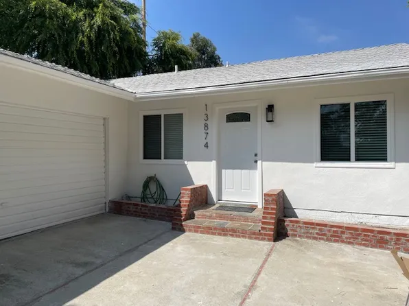 13874 Aults Ave, Sylmar, CA 91342