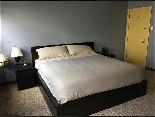 1st room