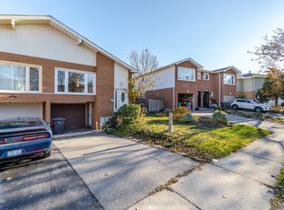 3301 Tallmast Cres, Mississauga, ON L5L1K1