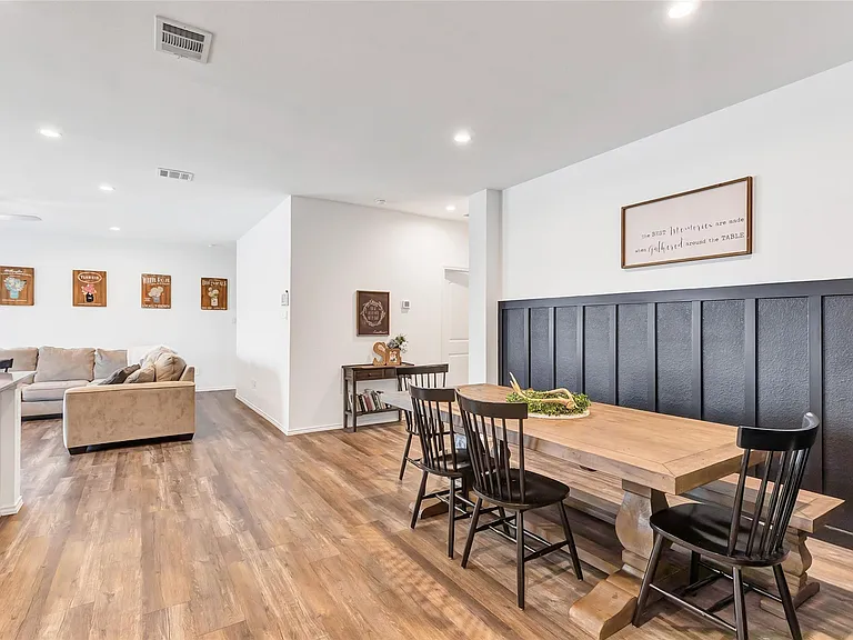 1012 Llano Trl — Photo 16
