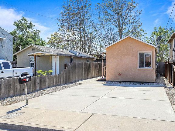 2nd image of 224 N 4th Ave