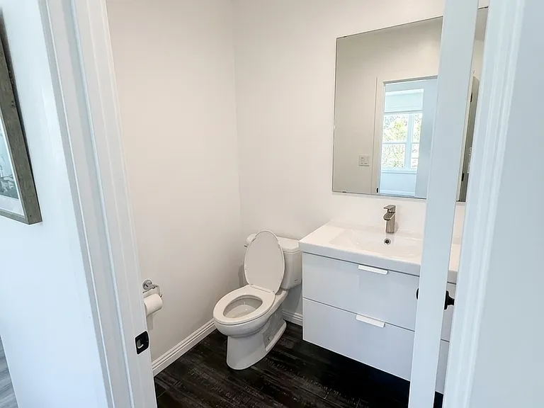 Downstairs half bath