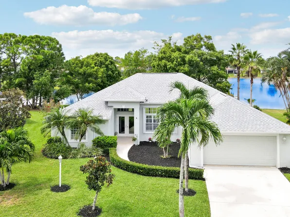 243 SW Fernleaf Trail, Port St Lucie, FL 34953