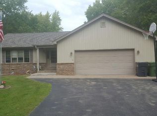 1512 S Bluff Blvd, Clinton, IA 52732
