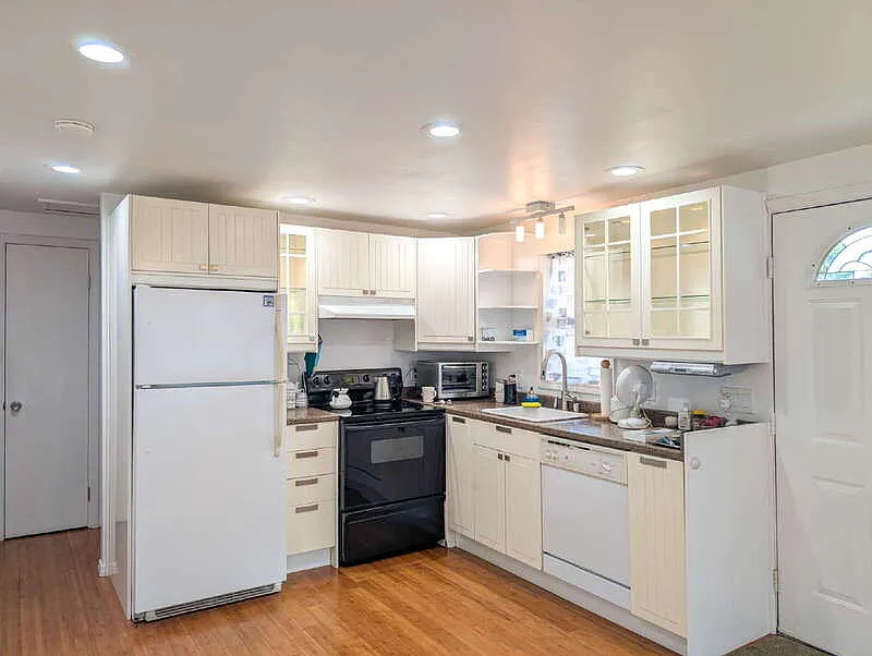2 bed, 1.0 bath, 572 sqft, $1,550 — Photo 3