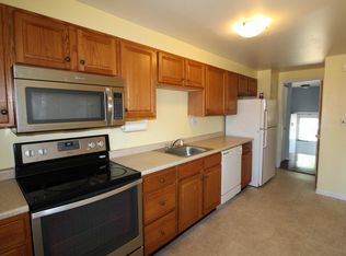 1128 Circle Dr, Halethorpe, MD