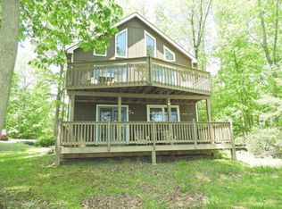 436 Lakeside Dr, East Stroudsburg, PA