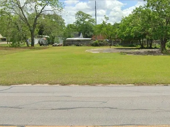 1313 Avenue F Hwy #60, Bay City, TX 77414