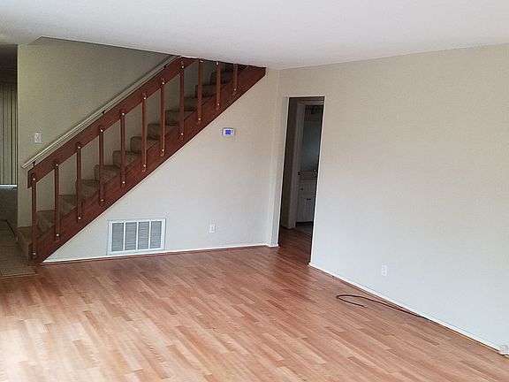 4th image of 17365 Oscar Dr