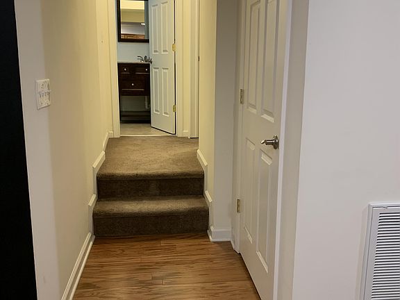 4th image of 524 Broadway #301