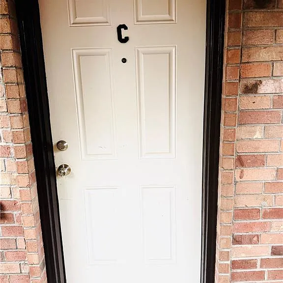 909 E Daffodil Ave #C — Photo 2