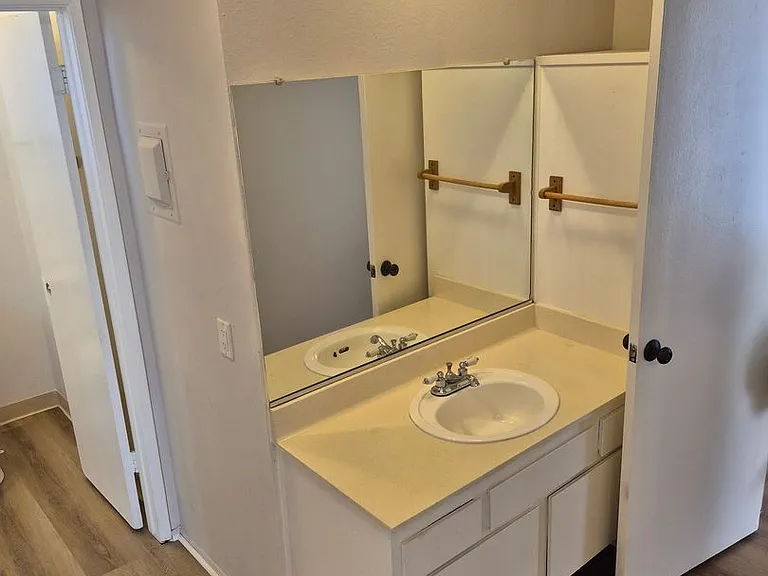 1130 W. San Bernardino Rd — Photo 22