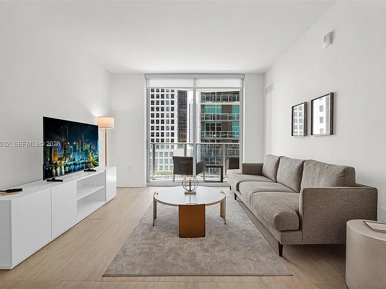 77 SE 5th St #1511 — Photo 10