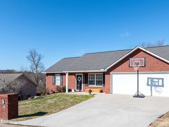 3rd image of 8205 Dove Wing Ln