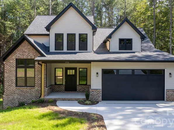 7773 Church Rd, Taylorsville, NC 28681