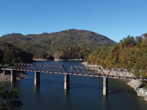 145-3 Fontana Lake Dr, Bryson City, NC 28713