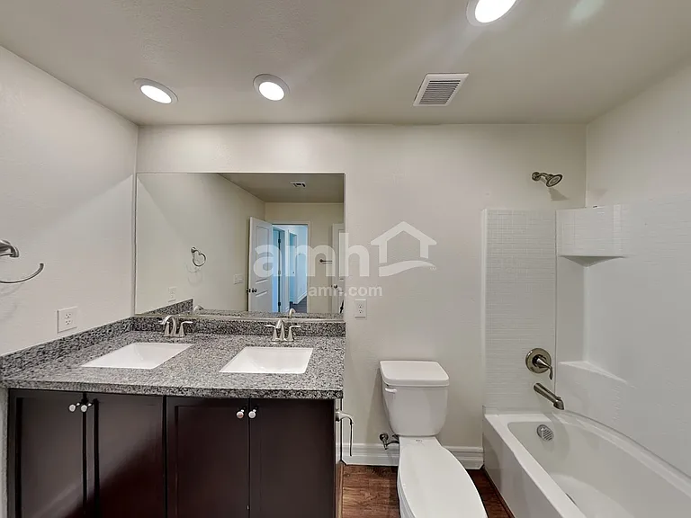 948 Nero Ave — Photo 17
