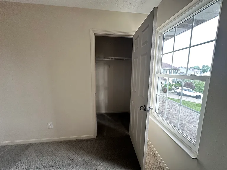 7016 Wembley Ct — Photo 23