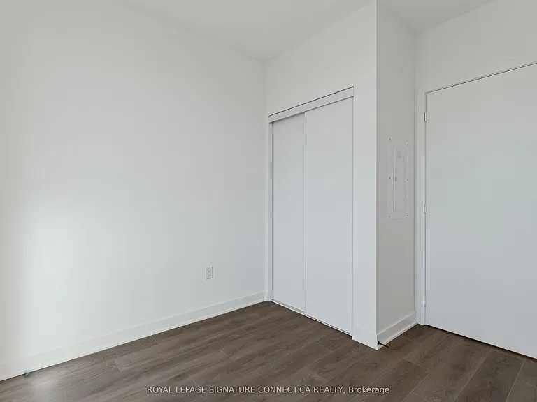 1185 Dupont St #1018 — Photo 16