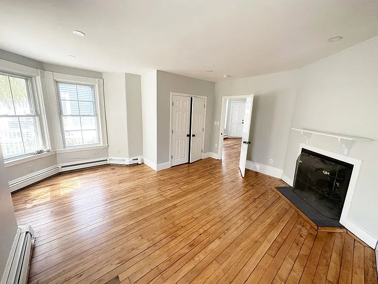 72 Crystal Cove Ave #72R — Photo 4
