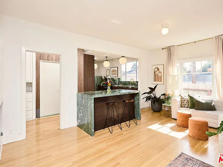 818 Palms Blvd — Photo 13