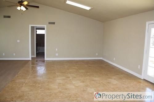 3rd image of 8811 E Florian Ave