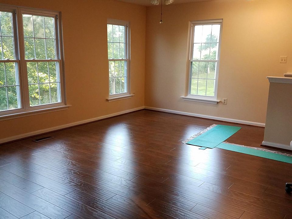 Living room with new fl