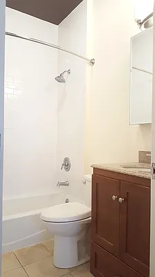 Rented by Manhattan Spaces | media 16