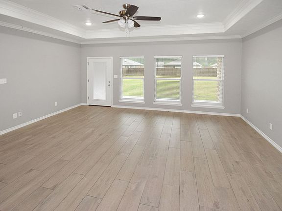2nd image of 1590 Haidlyns Way