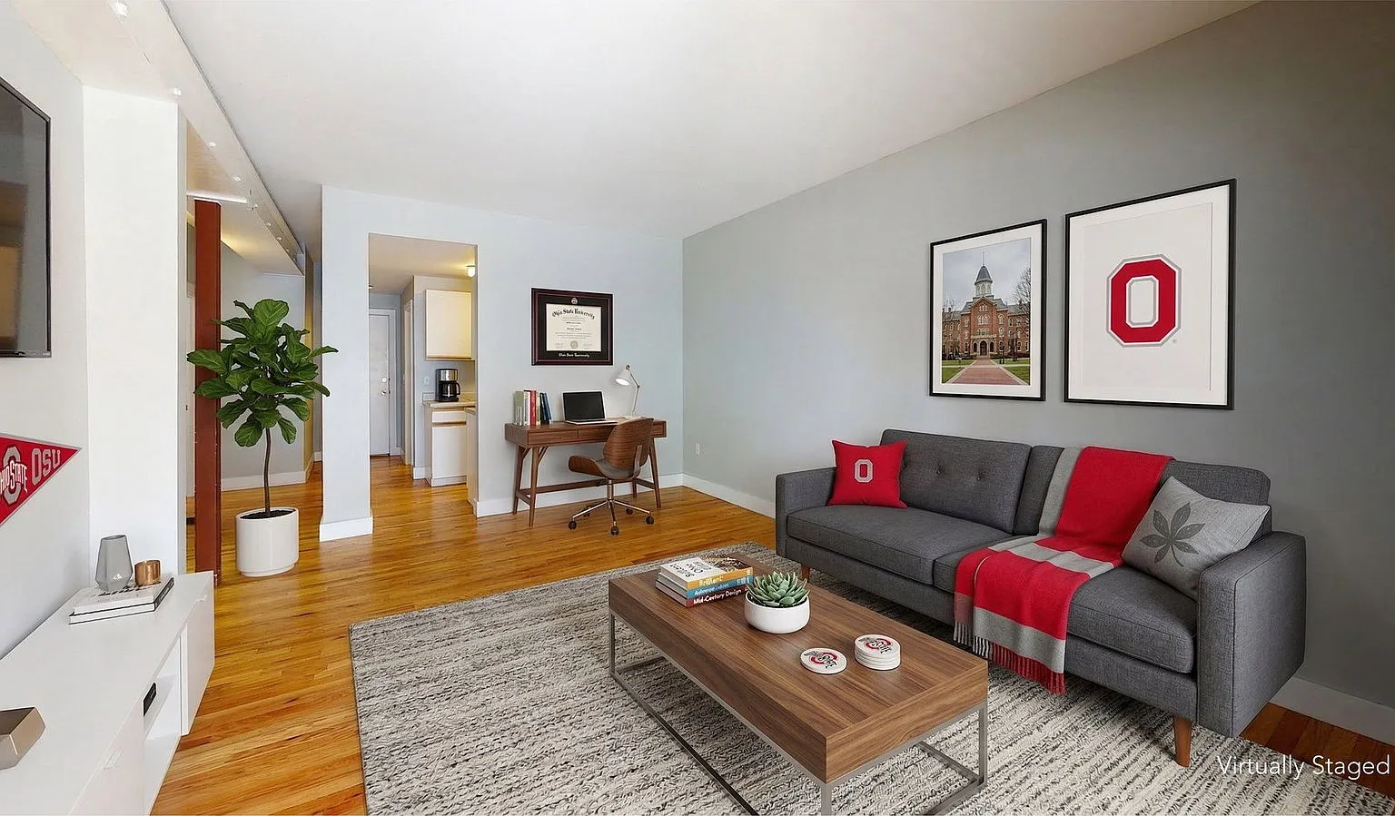 3 bed, 1.0 bath, $1,250 — Photo 1
