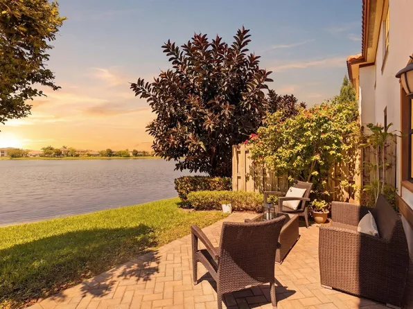 8403 Lakeview Trail, Parkland, FL 33076