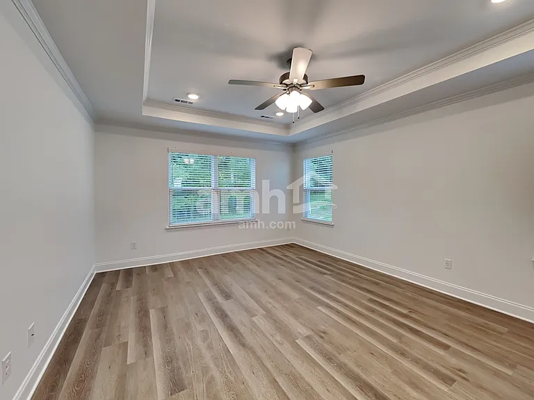 238 Marin Dr — Photo 12