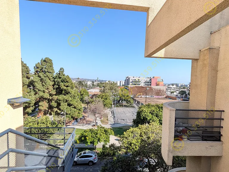 3395 S Vinton Ave #409 — Photo 8