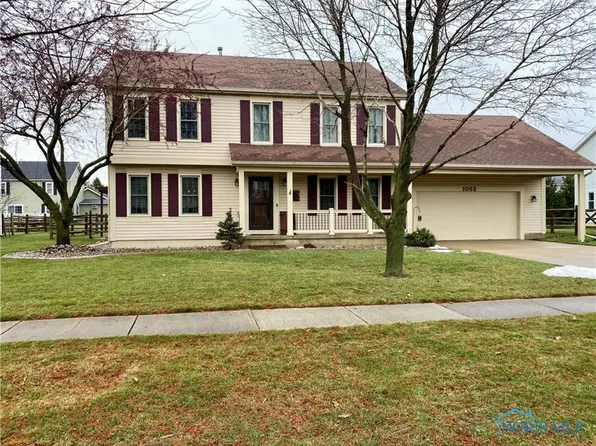 1052 Heritage Cv, Oregon, OH 43616