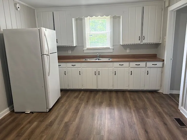 124 Twin Oak Dr — Photo 6